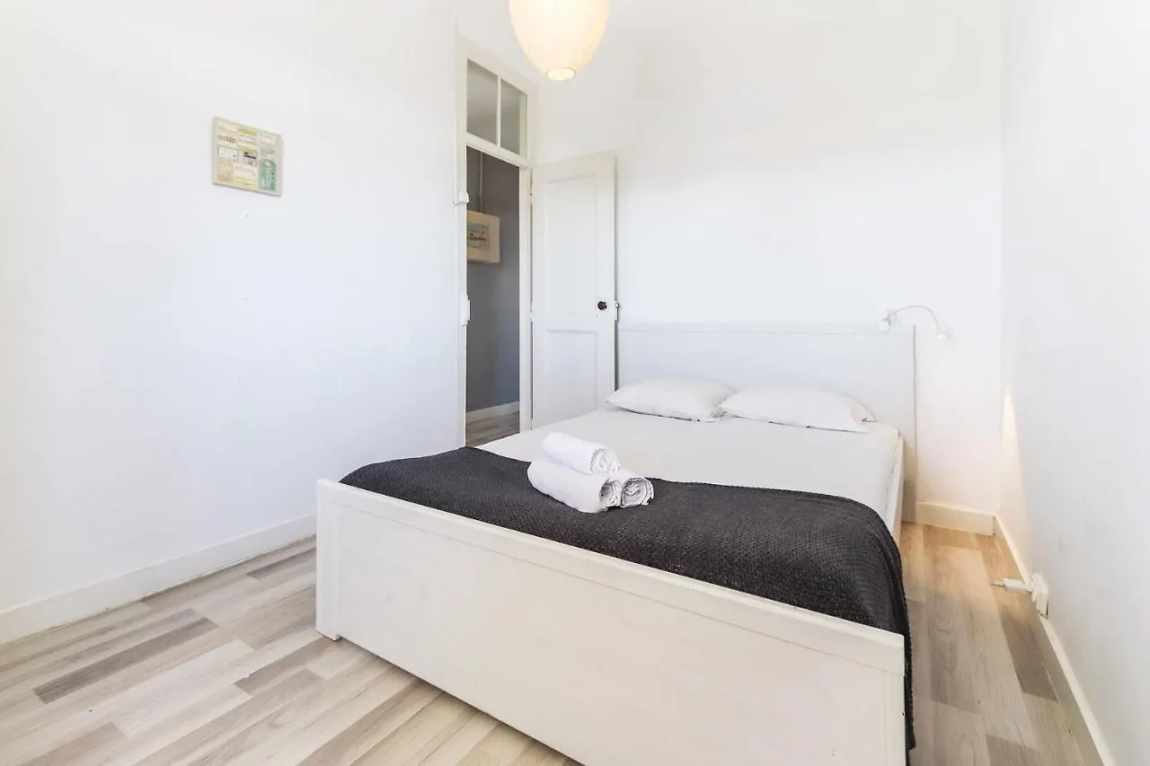 Parlamient River View Apartments By Homing Lisbona 0*,  Portogallo