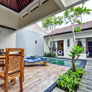 yoga-ubud-villa.ubudhotelsnow.com/